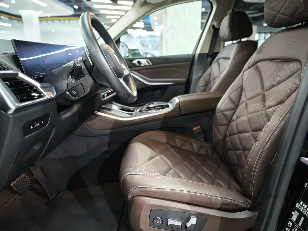 BMW X5 2025 из CN, фото 4