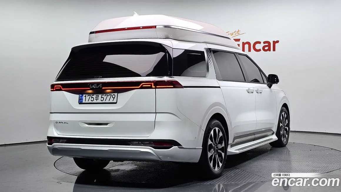 Kia Carnival 2022 из KR, фото 2