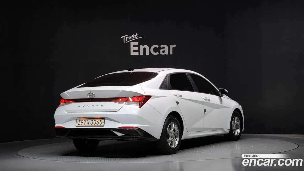 Hyundai AVANTE 2021 из KR, фото 2