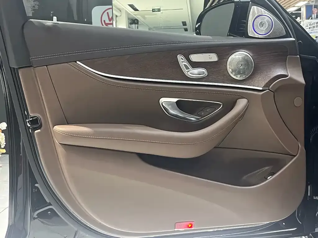 Mercedes-Benz E-Class 2022 из CN, фото 10