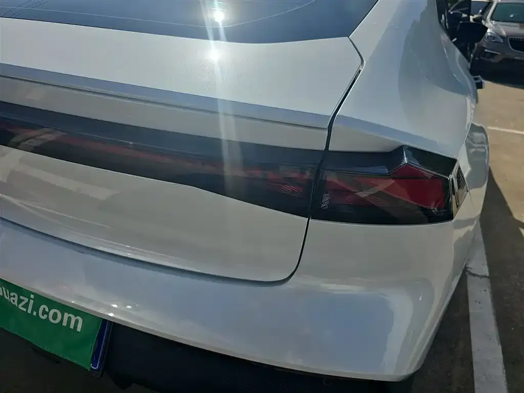 Changan UNI-V 2023 из CN, фото 8