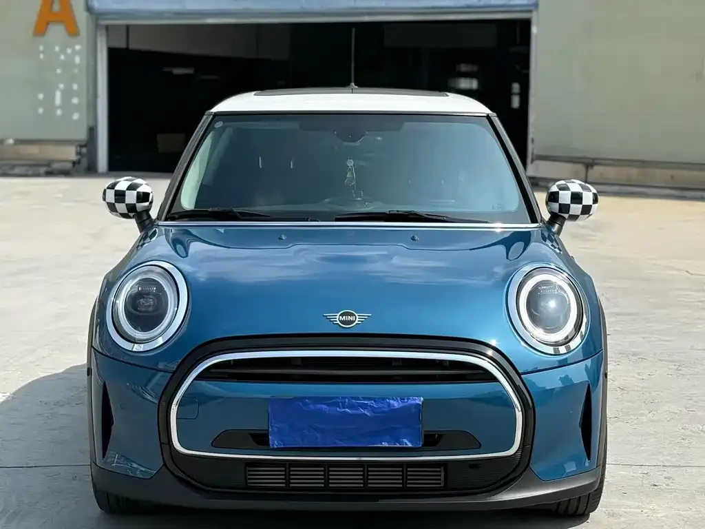 MINI Cooper (3-door) 2022 из CN, фото 2