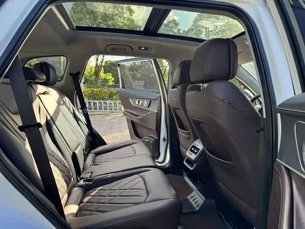 Chery Tiggo 8 PRO 2023 из CN, фото 10