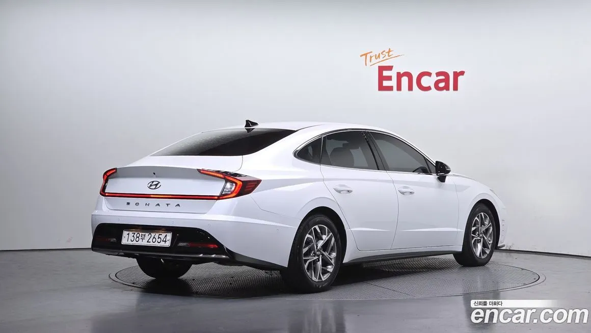 Hyundai Sonata 2022 из KR, фото 2