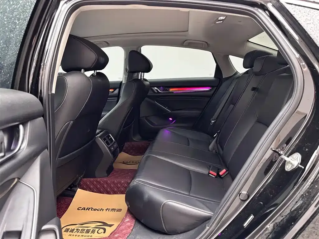 Honda Accord 2023 из CN, фото 9
