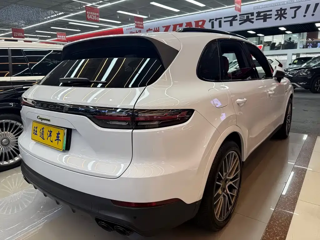 Porsche Cayenne Hybrid 2023 из CN, фото 5