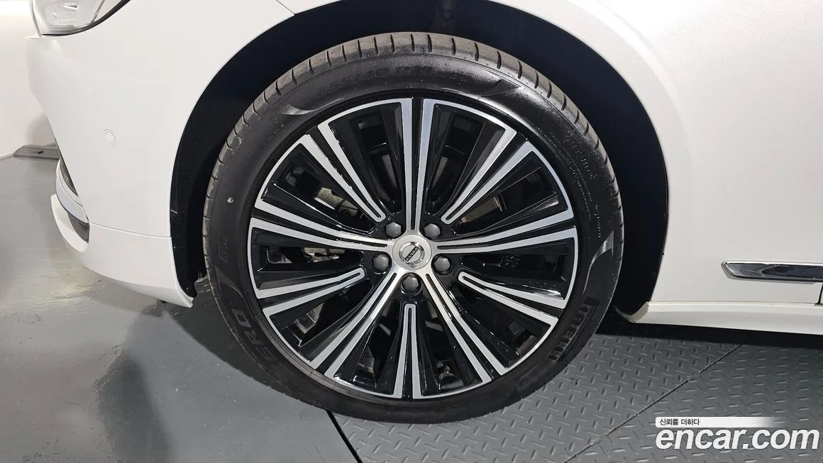 Volvo S90 2023 из KR, фото 5