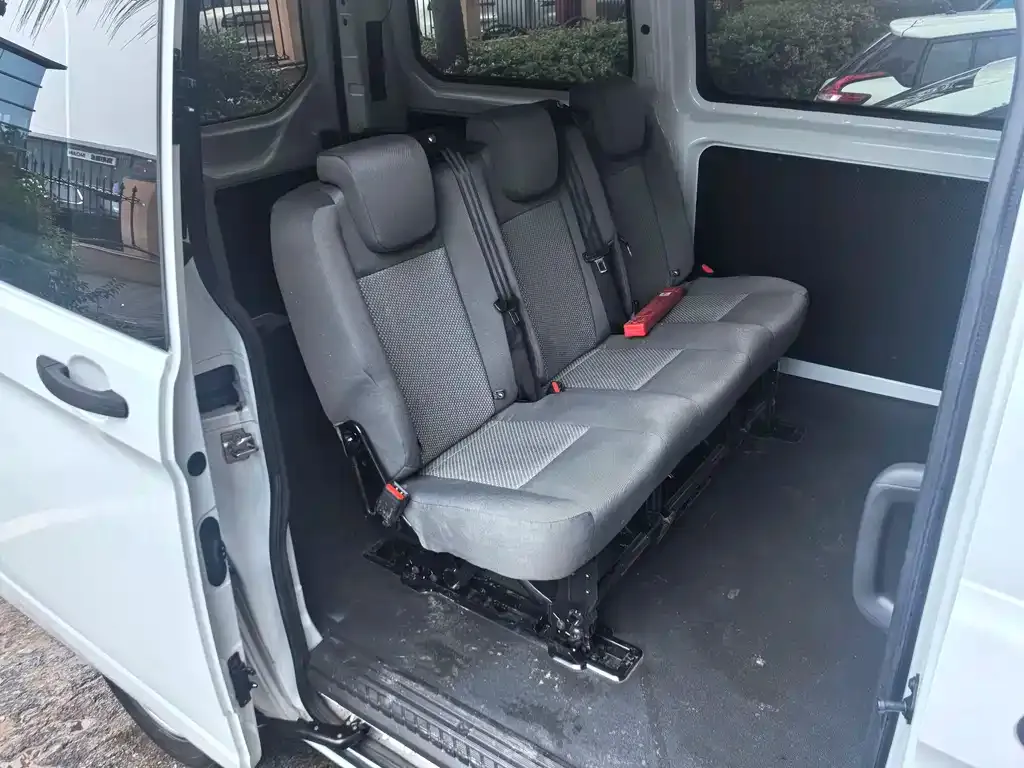 Ford Transit 2022 из CN, фото 6