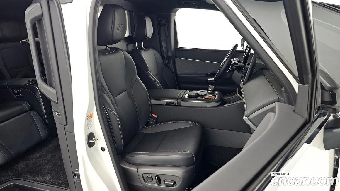 Lexus LM 2025 из KR, фото 10