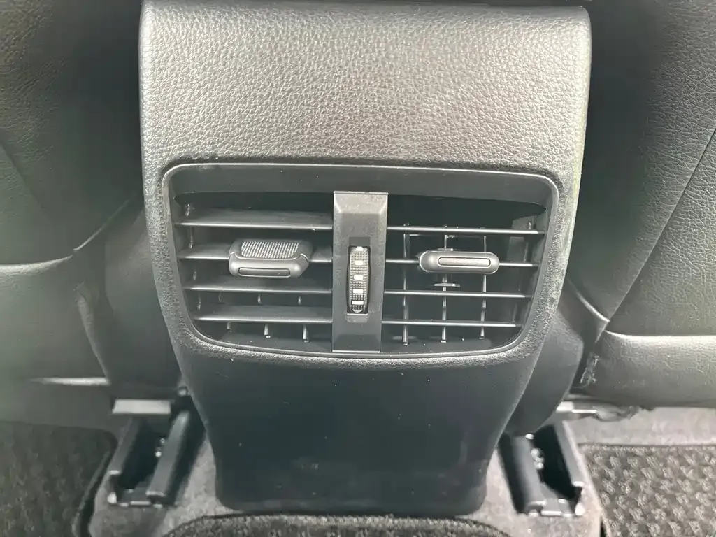 [object Object] Corolla 2023 из CN, фото 7