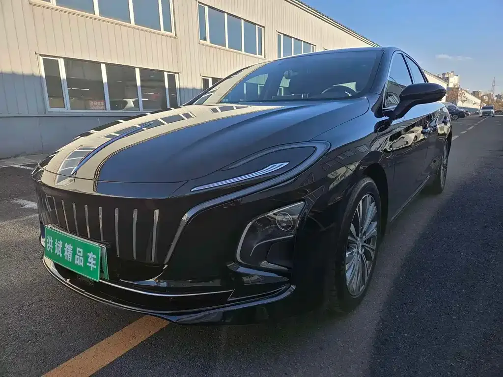 Hongqi E-QM5 2023 из CN, фото 1