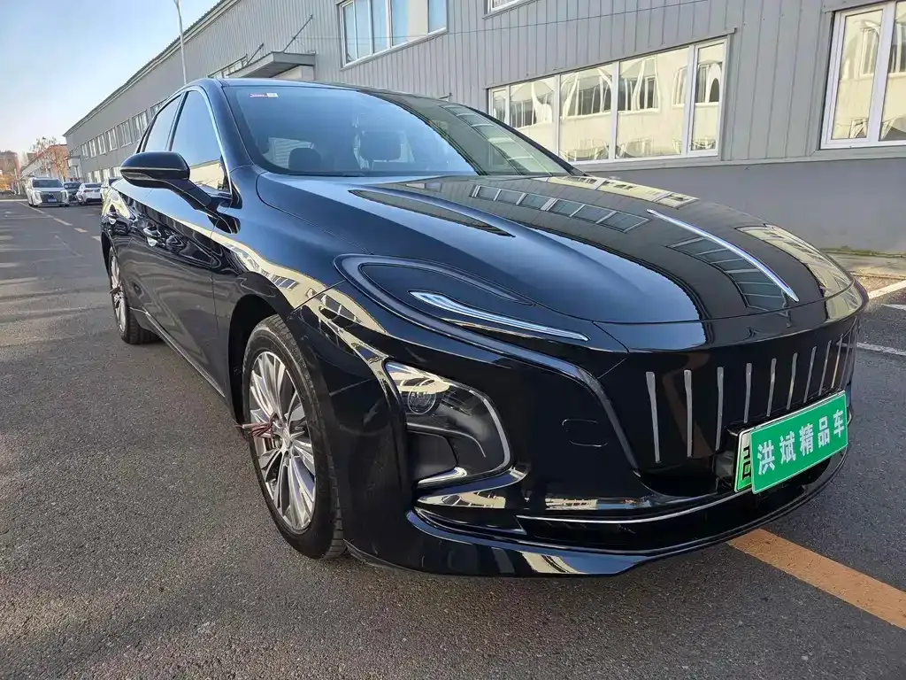 Hongqi E-QM5 2023 из CN, фото 3