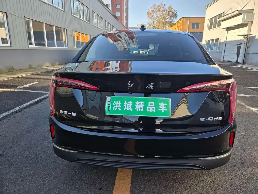 Hongqi E-QM5 2023 из CN, фото 8