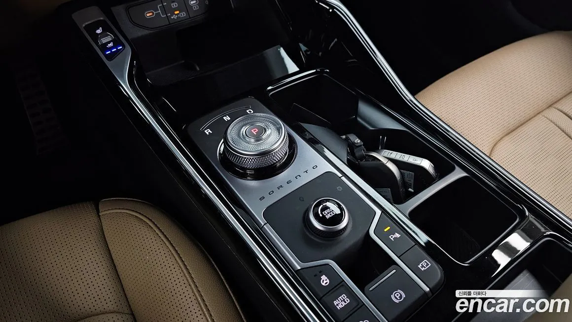 Kia Sorento — фото 9