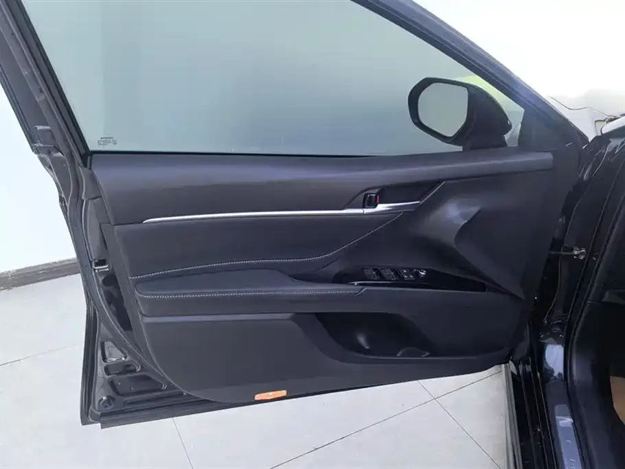 Toyota Camry 2021 из CN, фото 7