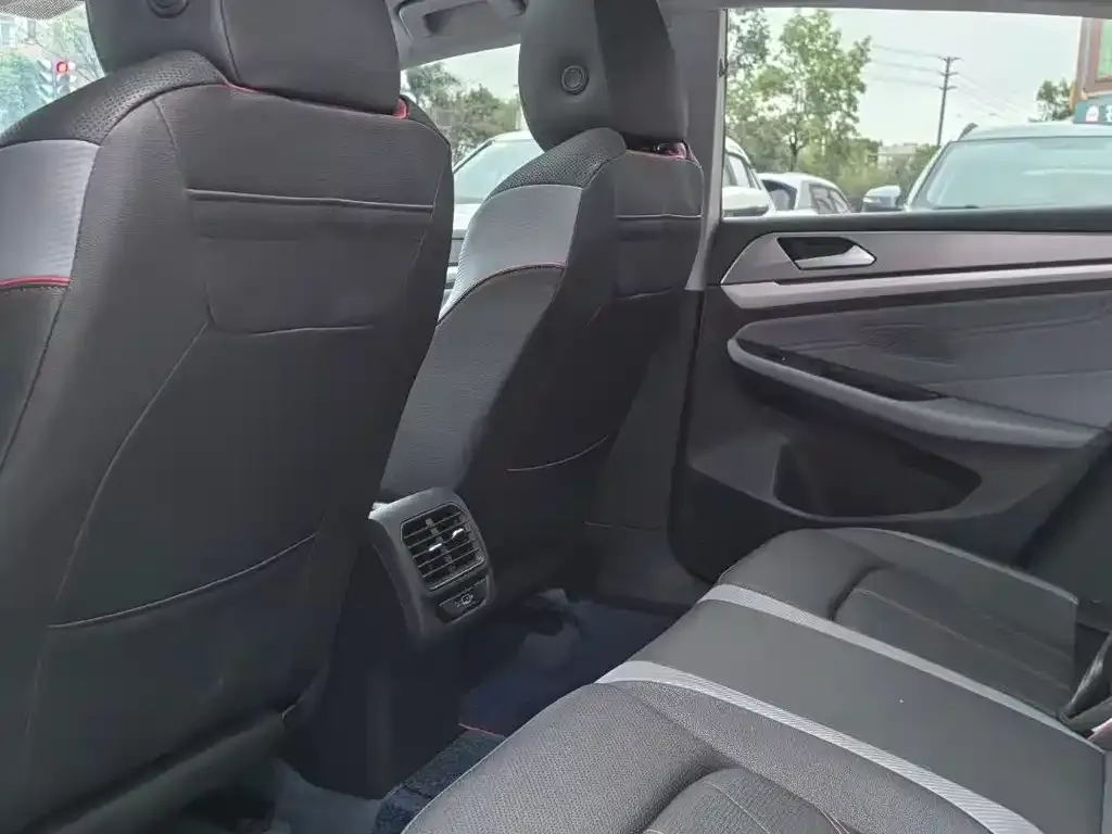 Volkswagen Lamando 2022 из CN, фото 7
