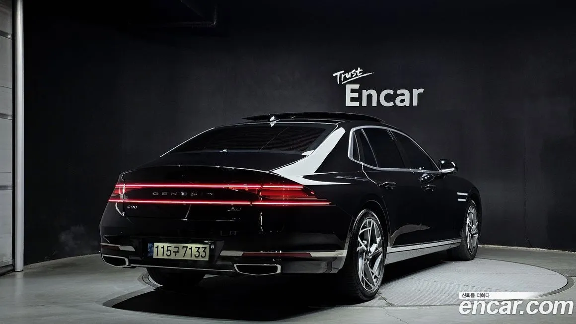 Genesis G90 2022 из KR, фото 2