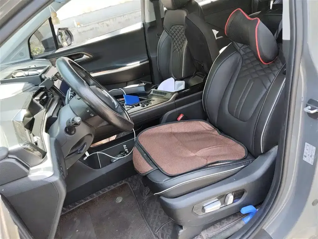 Hyundai Custo — фото 8