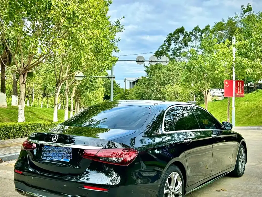 Mercedes-Benz E-Class 2023 из CN, фото 7