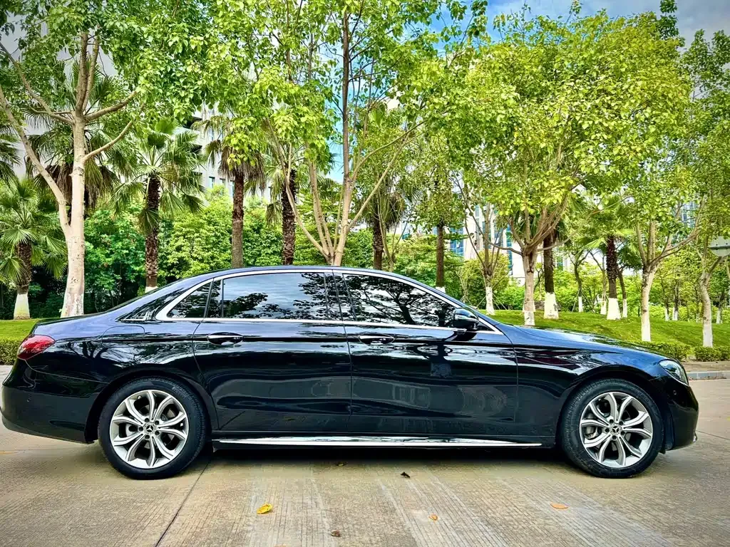 Mercedes-Benz E-Class 2023 из CN, фото 8