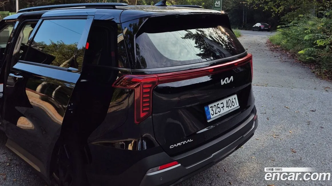 Kia Carnival 2024 из KR, фото 2