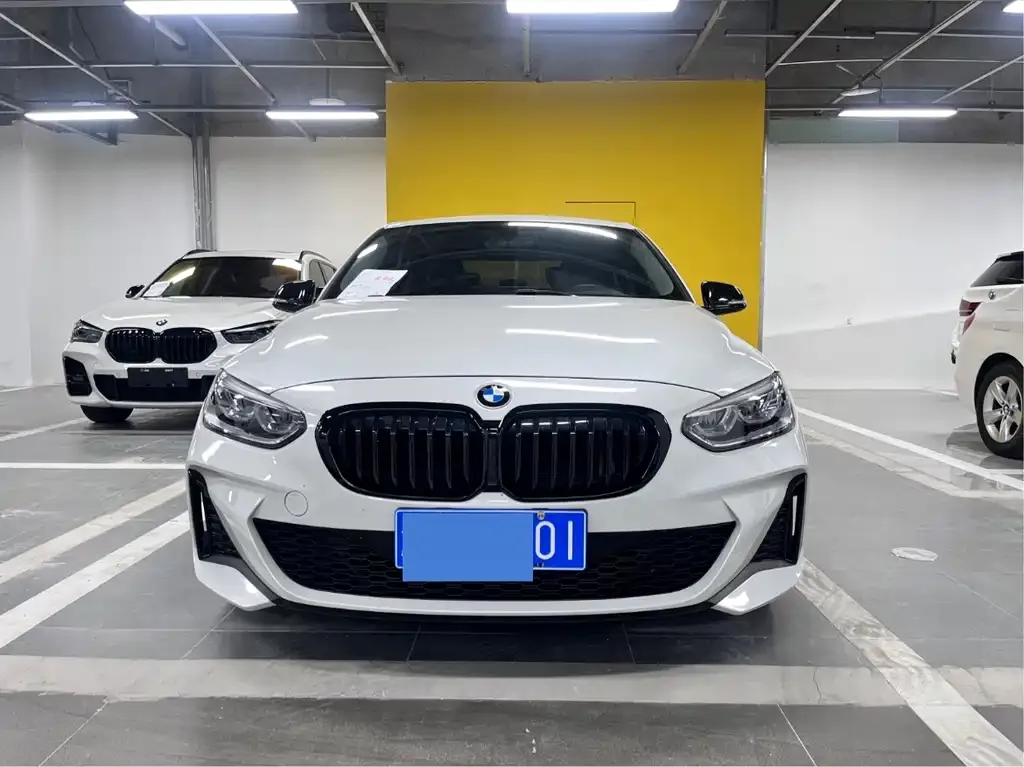 BMW 1 Series 2022 из CN, фото 2