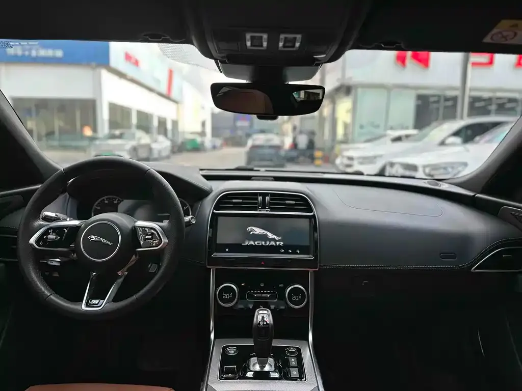 Jaguar XEL 2021 из CN, фото 10