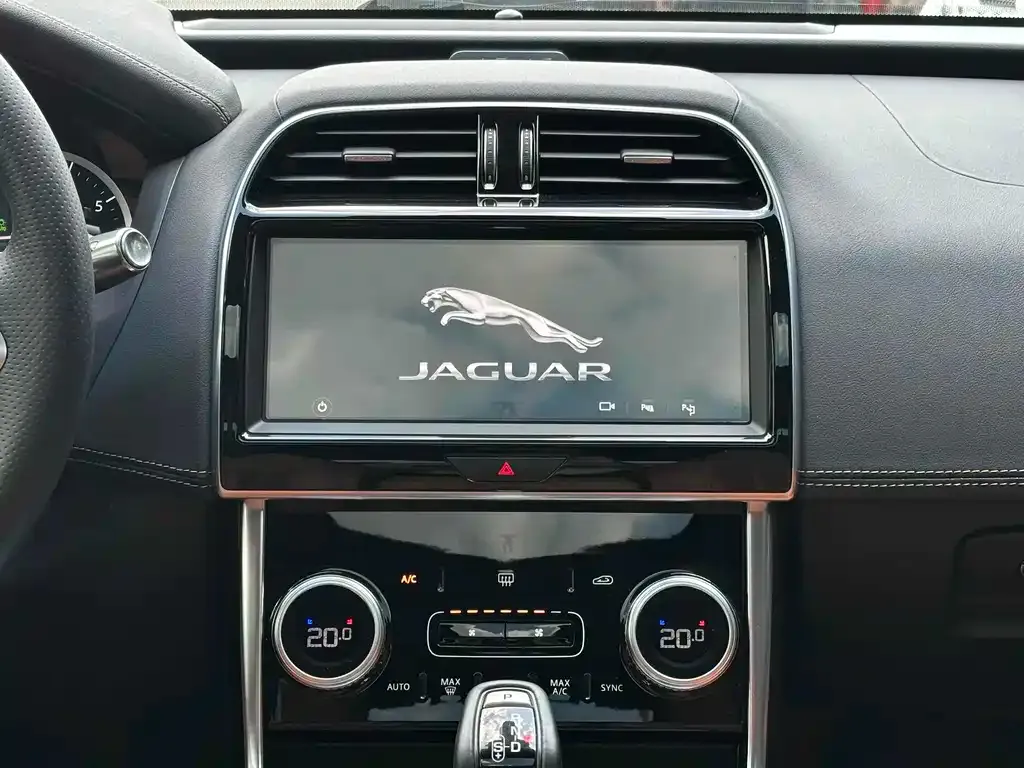 Jaguar XEL 2021 из CN, фото 9