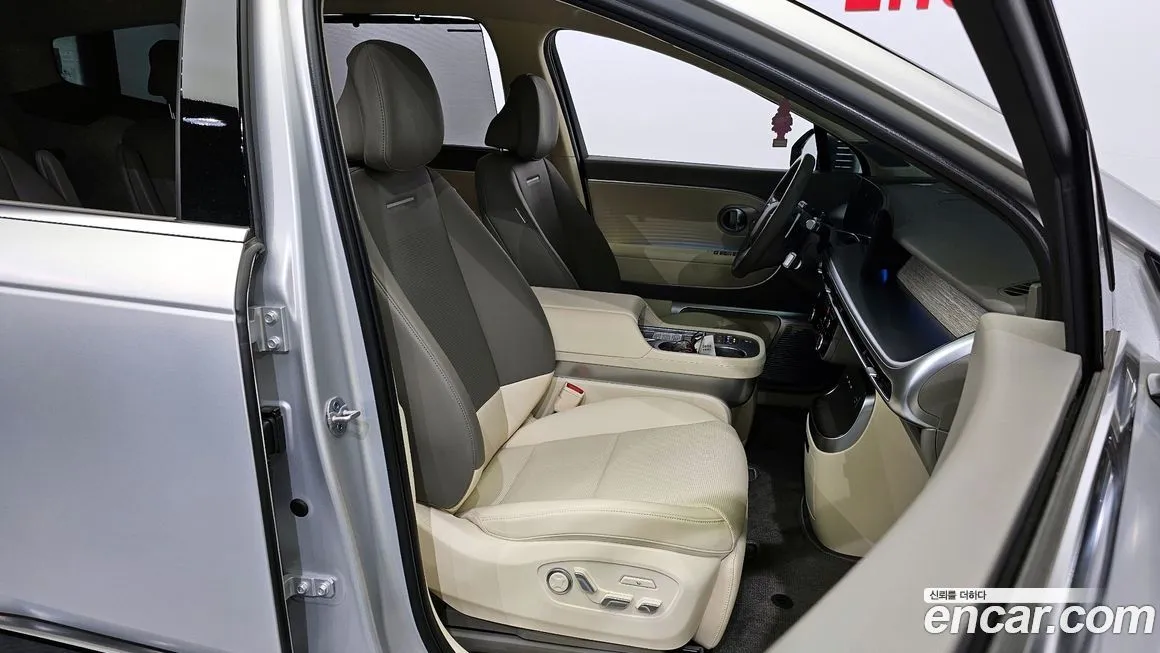 Hyundai Ioniq9 — фото 10