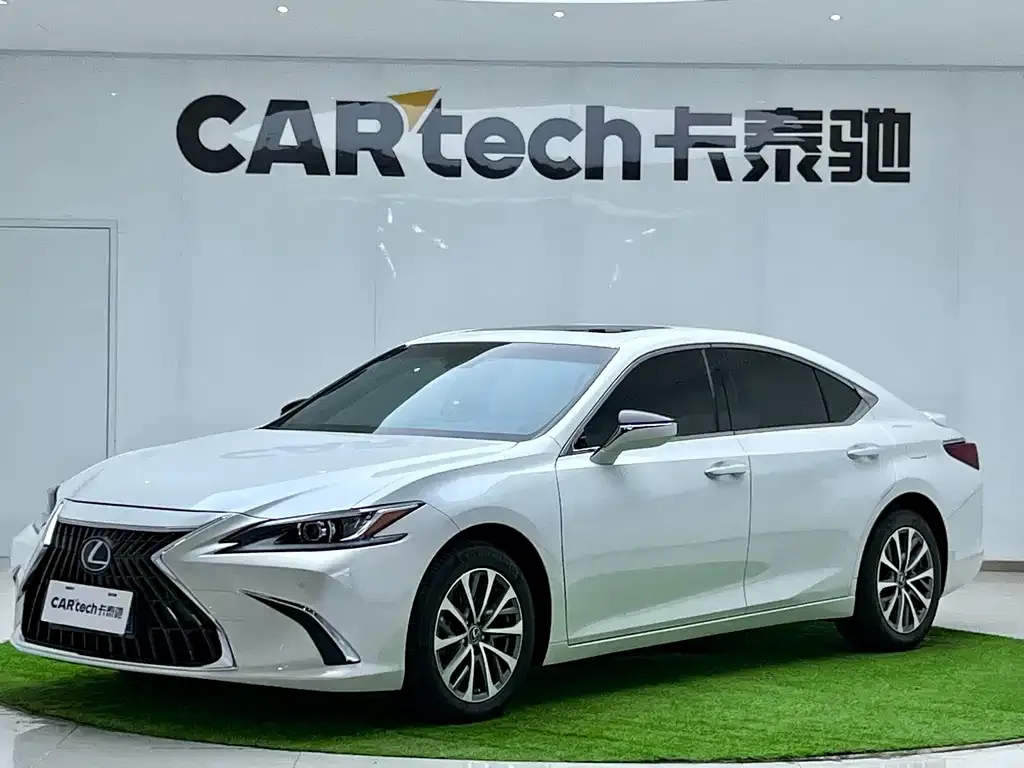 Lexus ES 2023 из CN, фото 1