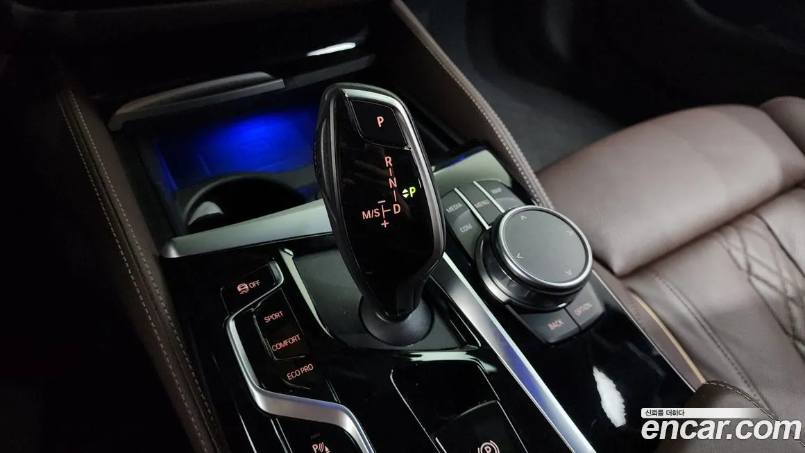 BMW 5-Series 2021 из KR, фото 9