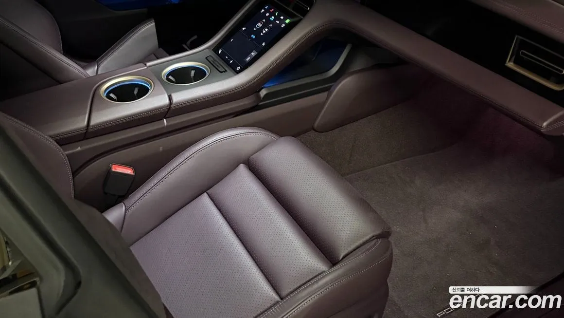 Porsche Taycan 2023 из KR, фото 6