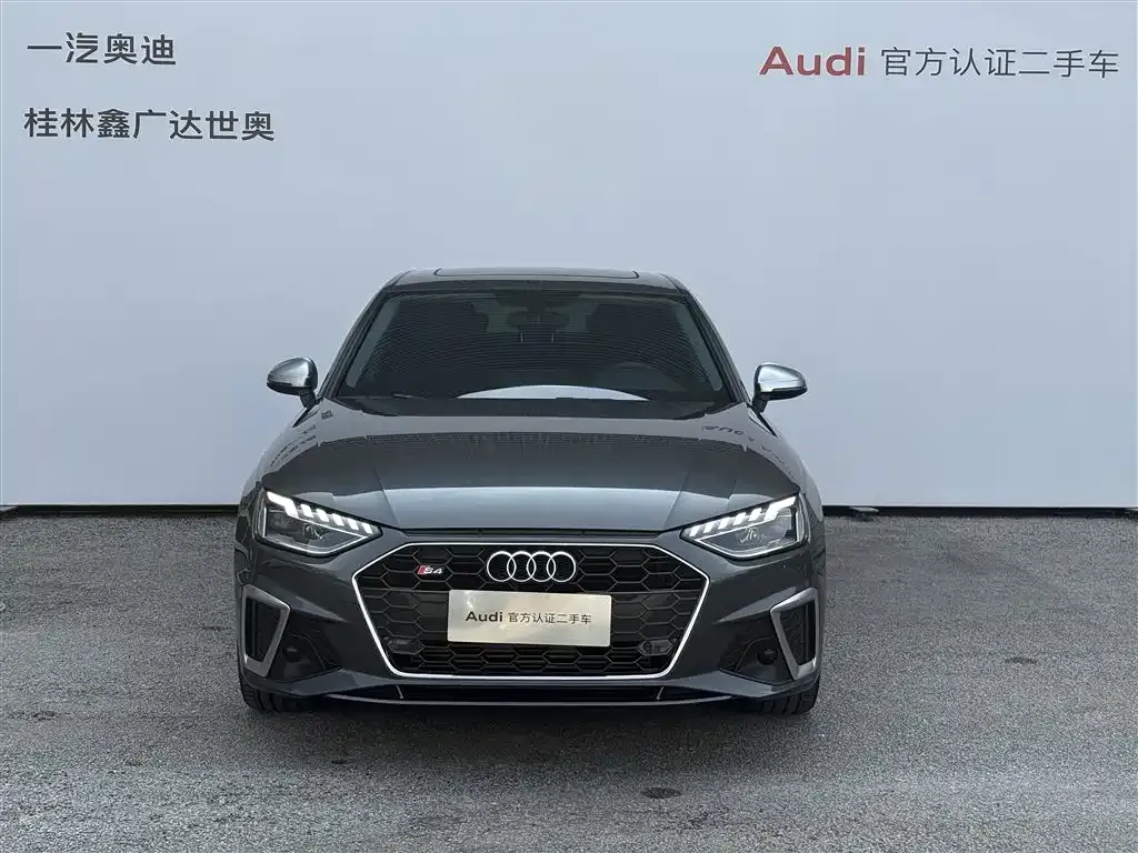Audi A4L 2021 из CN, фото 2