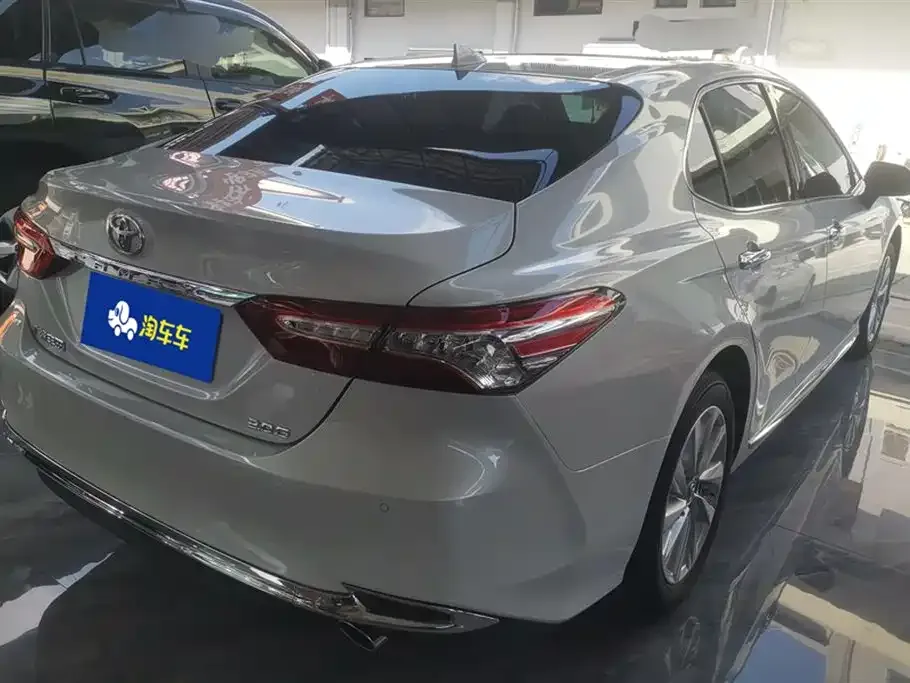 Toyota Camry 2023 из CN, фото 3