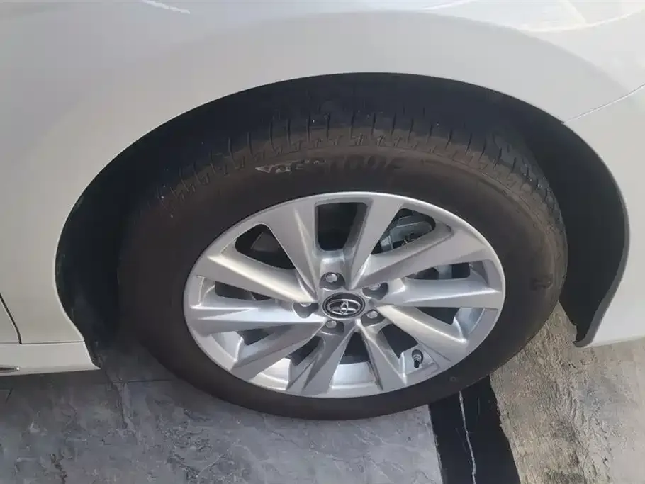 Toyota Camry 2023 из CN, фото 6