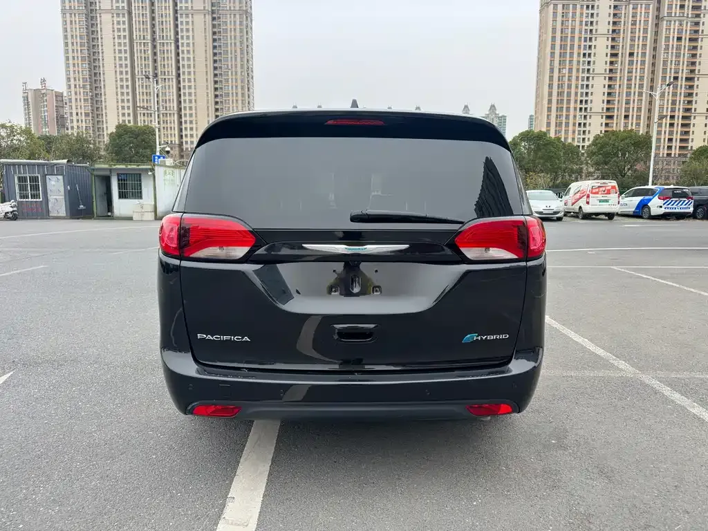 Chrysler Grand Voyager PHEV (Import) 2025 из CN, фото 5