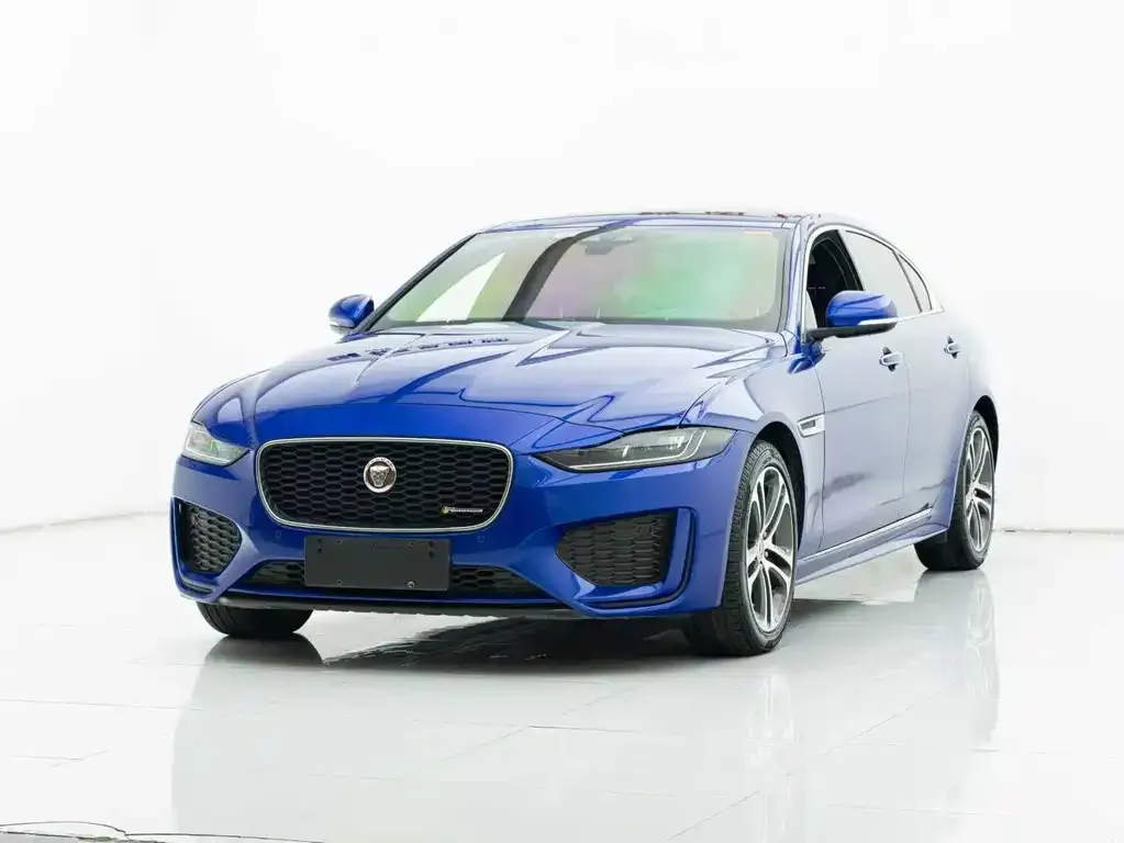 Jaguar XEL — фото 1