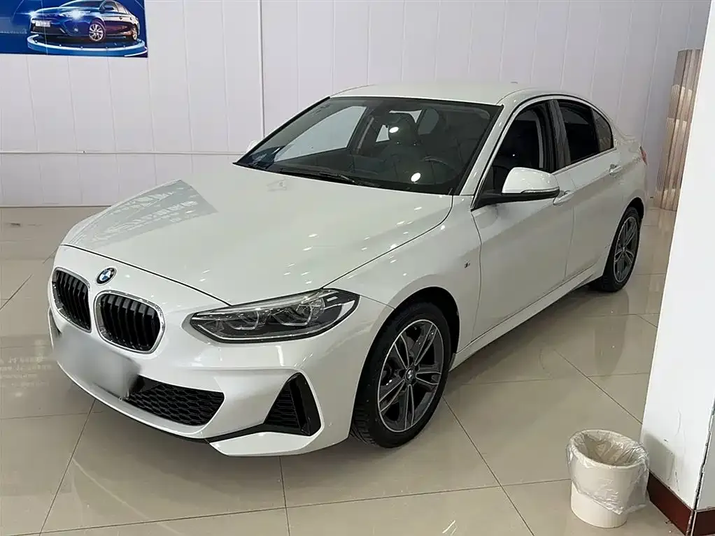 BMW 1 Series 2021 из CN, фото 2