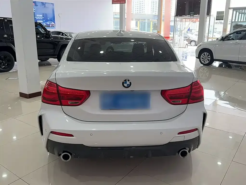 BMW 1 Series 2021 из CN, фото 6