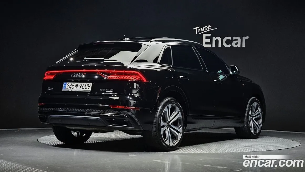 Audi Q8 2023 из KR, фото 2