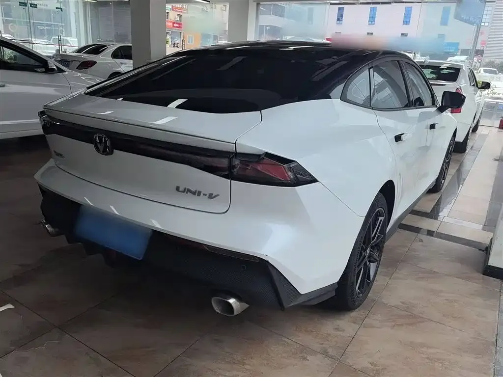 Changan UNI-V 2024 из CN, фото 8