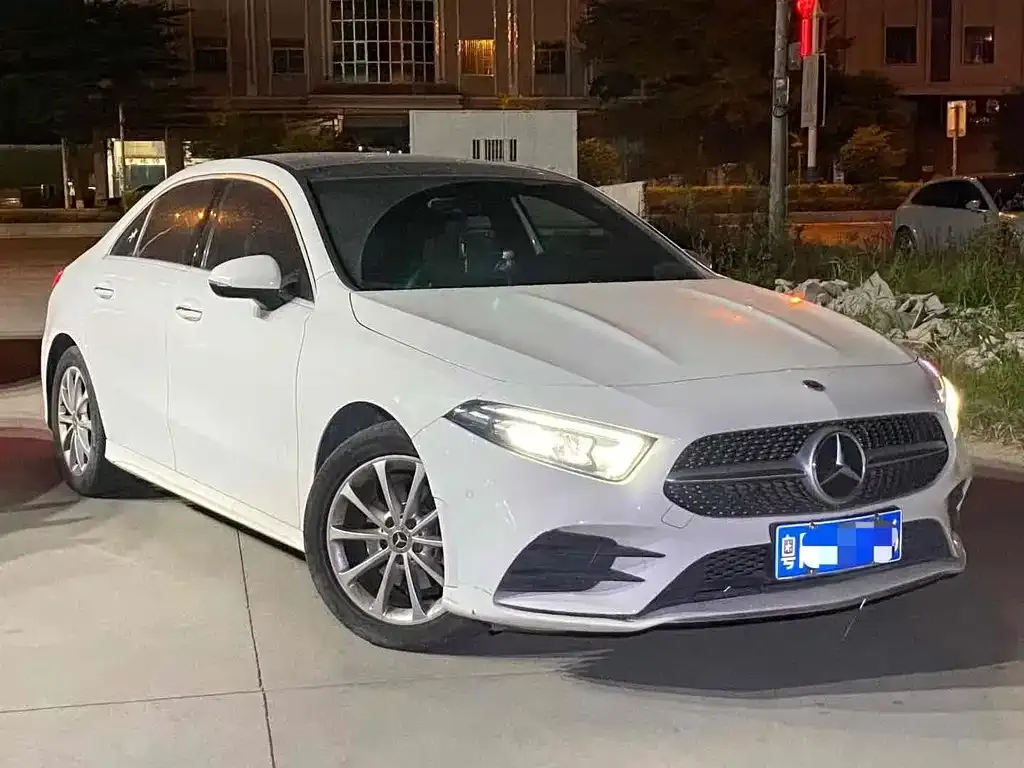 Mercedes-Benz A-Class — фото 1