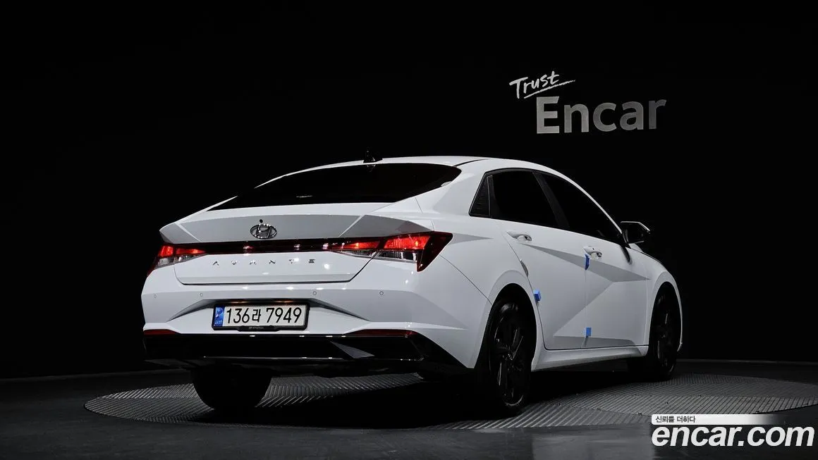 Hyundai AVANTE 2023 из KR, фото 2