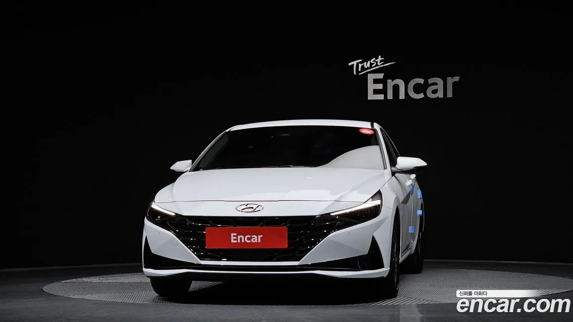 Hyundai AVANTE 2023 из KR, фото 3