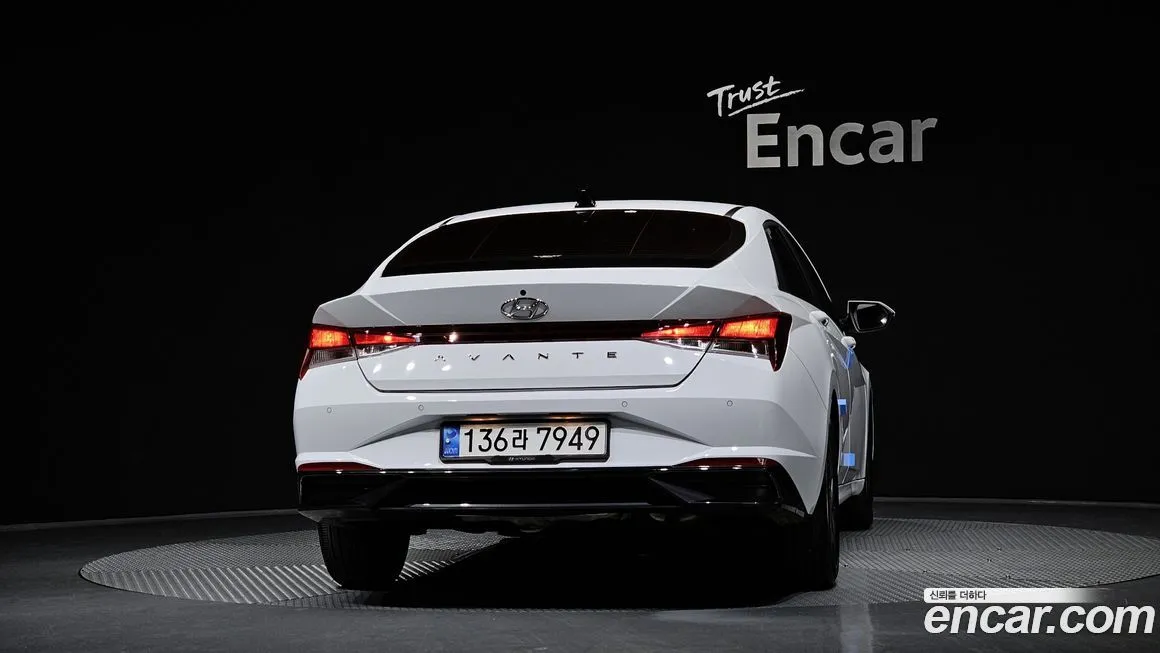 Hyundai AVANTE 2023 из KR, фото 4