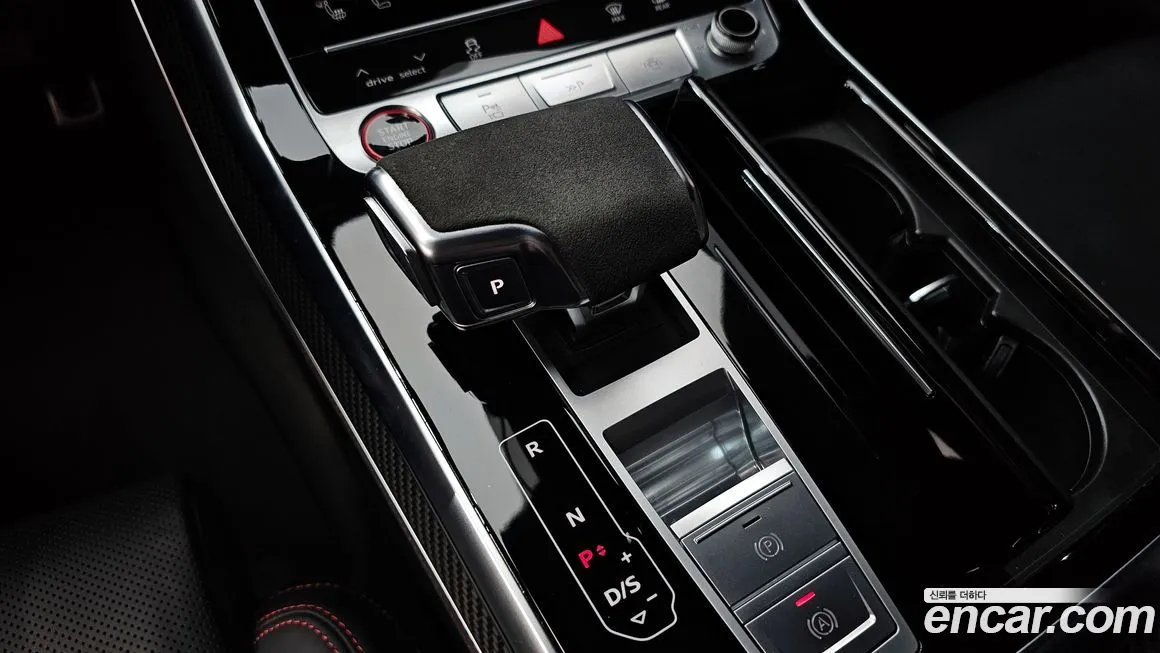 Audi RSQ8 2023 из KR, фото 9