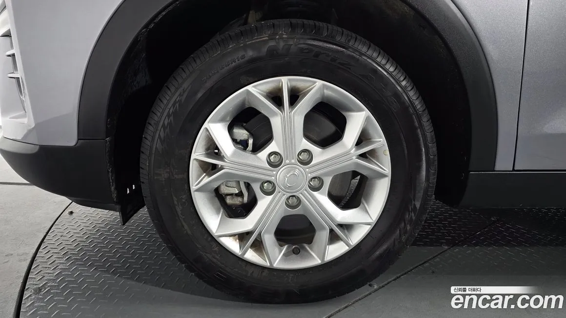 KG Mobility (Ssangyong) TIBOLI 2025 из KR, фото 5