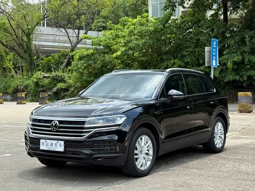 Volkswagen Touareg 2022 из CN, фото 3