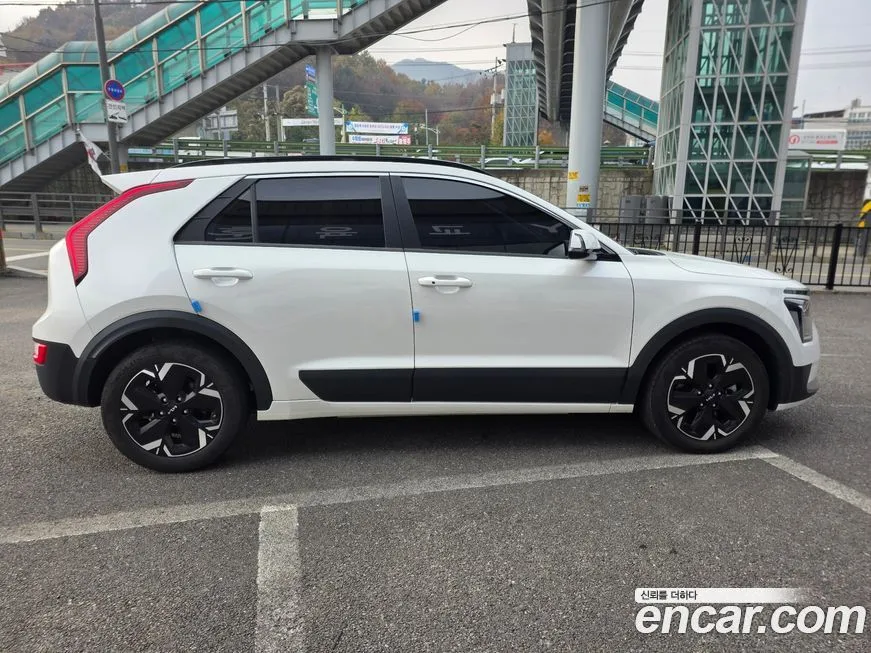 Kia Niro — фото 6