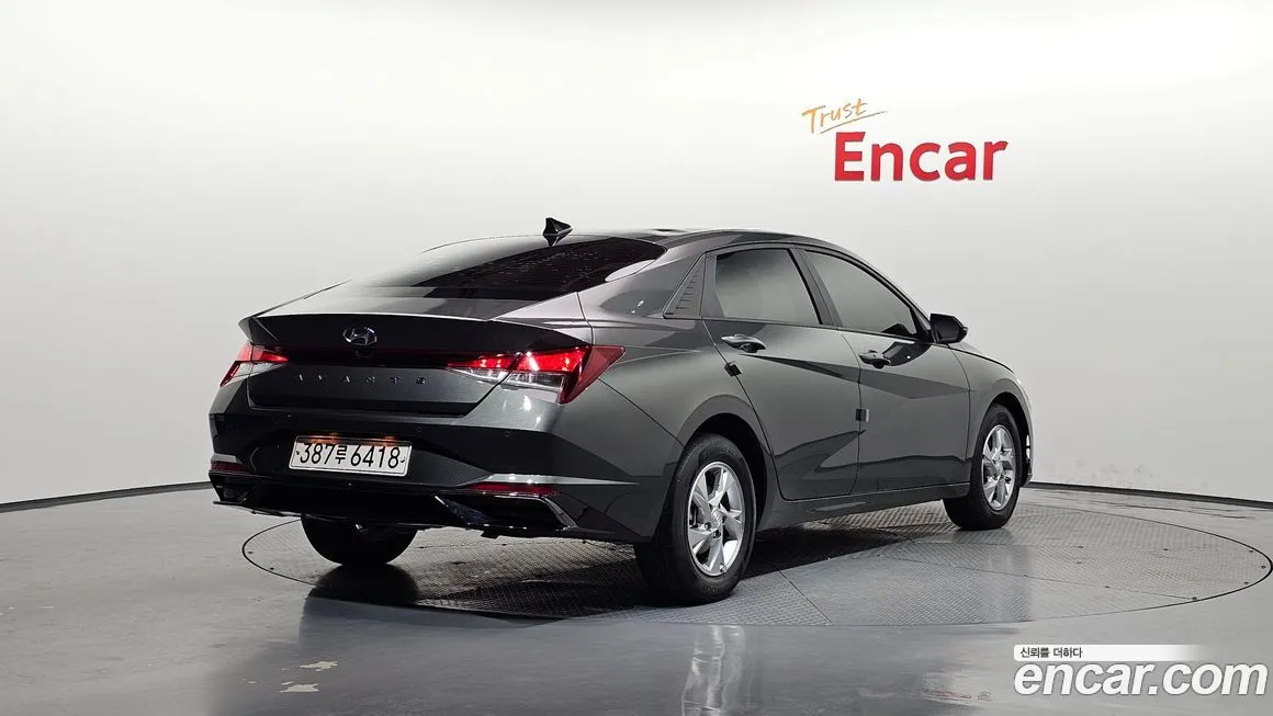 Hyundai AVANTE 2021 из KR, фото 2
